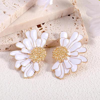 Vintage Flower Stud Earrings for Women JE1095E-1