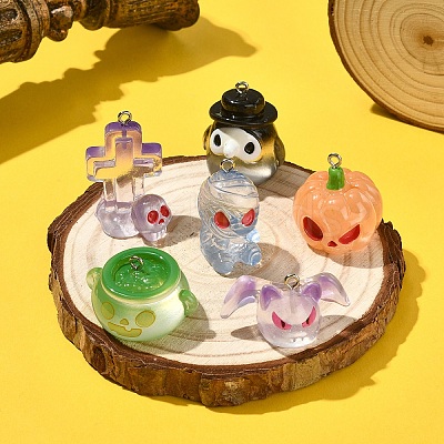 6Pcs 6 Styles Halloween Transparent Resin Pendants CRES-YW0002-61-1
