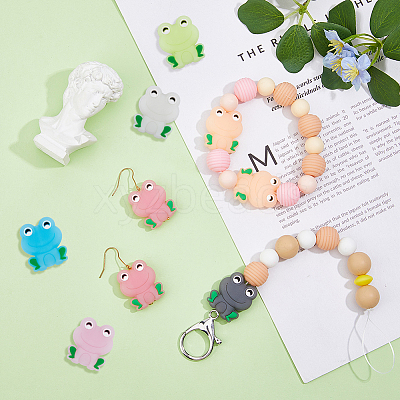 16Pcs 8 Colors Frog Luminous Food Grade Eco-Friendly Silicone Focal Beads SIL-DC0001-21-1