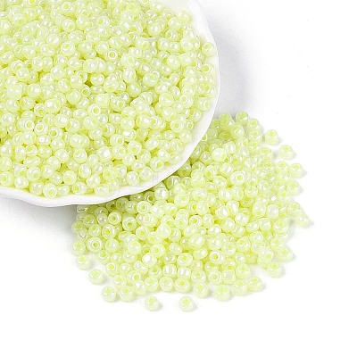 6/0 Glass Seed Beads SEED-US0003-4mm-152-1