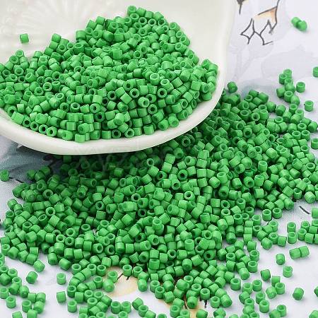Baking Paint Glass Seed Beads SEED-S042-05B-56-1