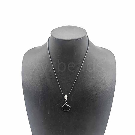 Black Agate Fan-Shaped Pendant Necklaces VA7169-1-1