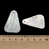 Dyed Natural Shell Pendants SHEL-C010-13B-3