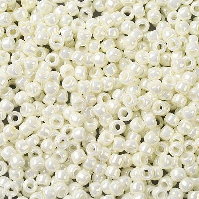 TOHO 8/0 Round Beads SEED-TR08-0122-1