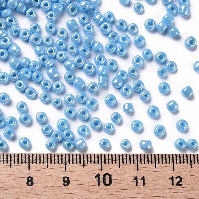 8/0 Glass Seed Beads SEED-A012-3mm-123-1