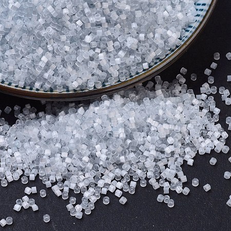 MIYUKI Delica Beads SEED-J020-DB0677-1