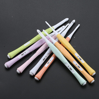 8Pcs TPR Diverse Size Crochet Hooks Set PW-WG61940-01-1