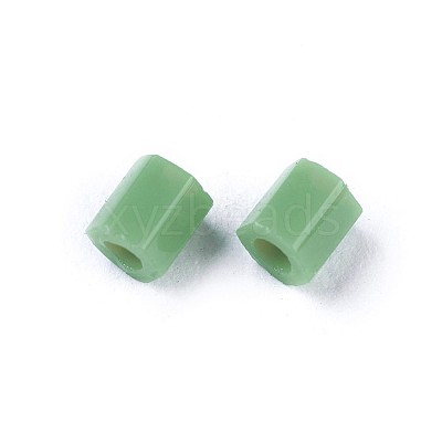 MGB Matsuno Glass Beads SEED-R018-747-1