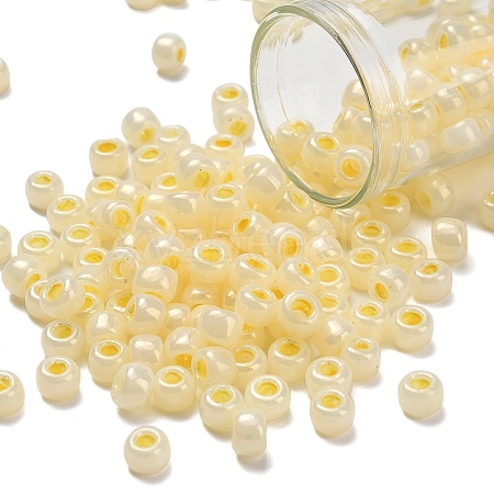 TOHO 3/0 Round Beads SEED-XTR03-0142-1