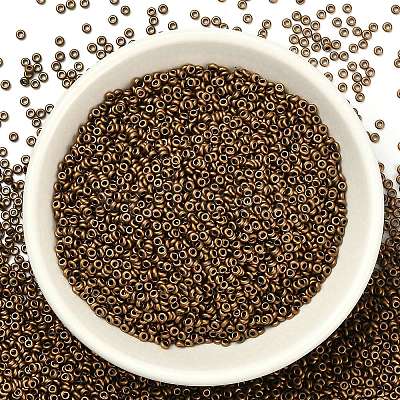 TOHO 8/0 Demi Round Beads SEED-DR08-0221F-1